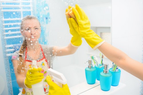 Applying baking soda for mattress odor control